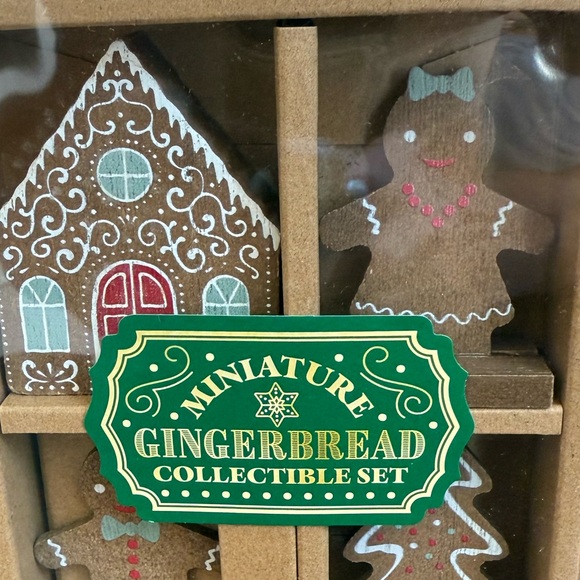Classic Holiday Decor Wood Prop Sets Gingerbread - Target Bullseye Playground - Picture 2 of 6
